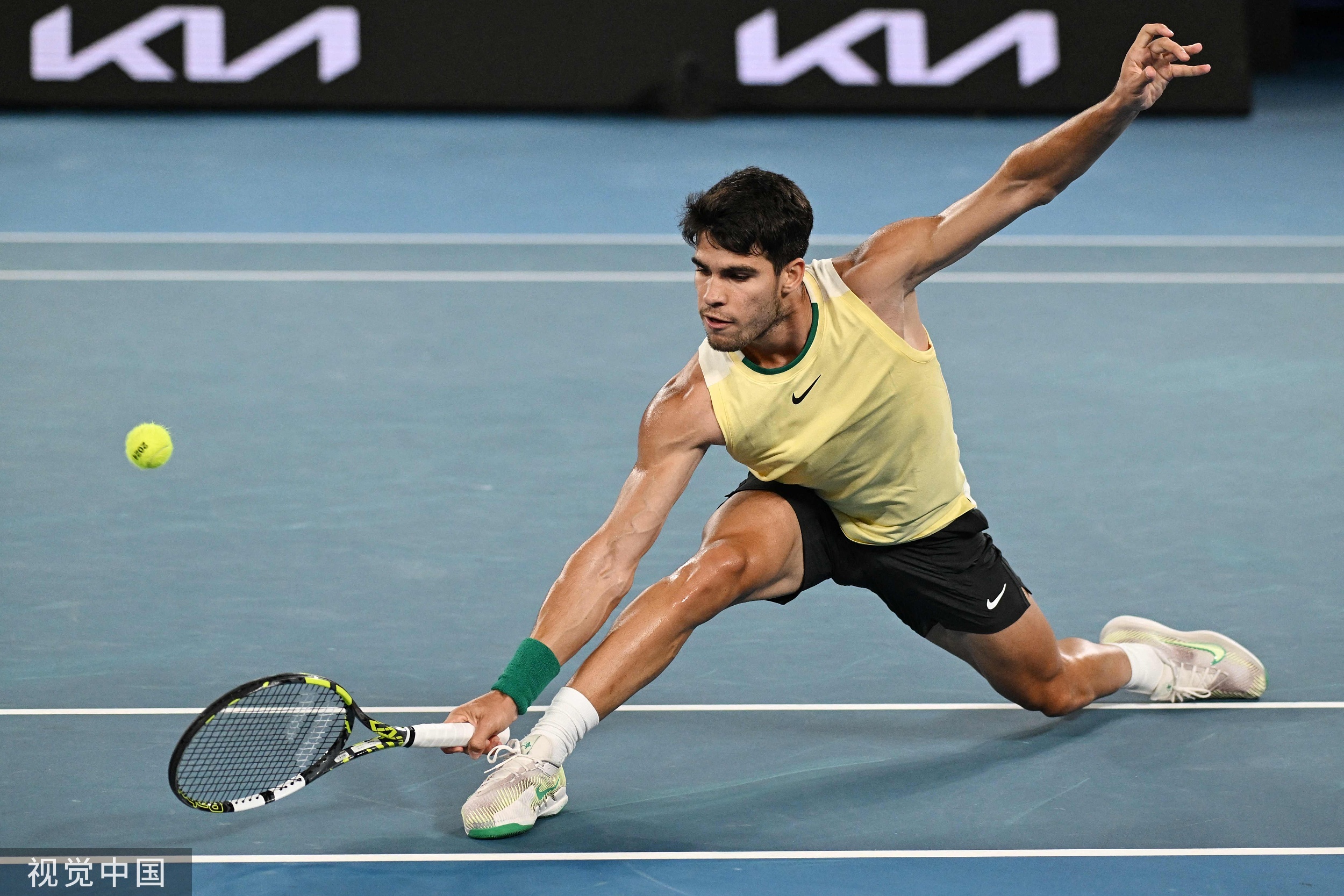 美网险胜澳网,兹维列夫状态火热 美网险胜澳网,兹维列夫状态火热