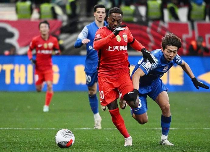 拥有快速突破队员联袂进攻收获进球 拥有快速突破队员联袂进攻收获进球