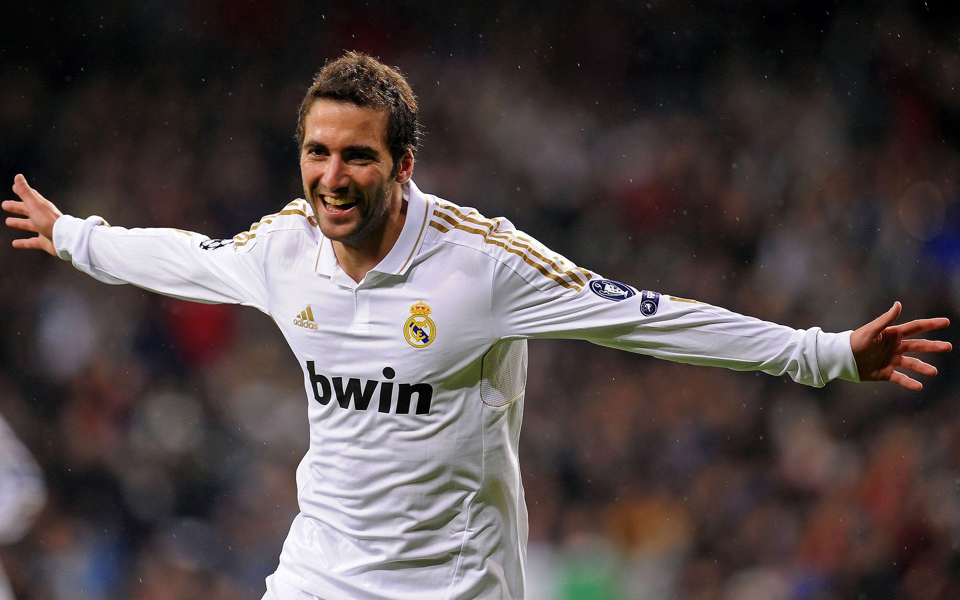 萨内冠军级表现闪耀友谊赛，伊拉克1-0牙买加背后的战术启示