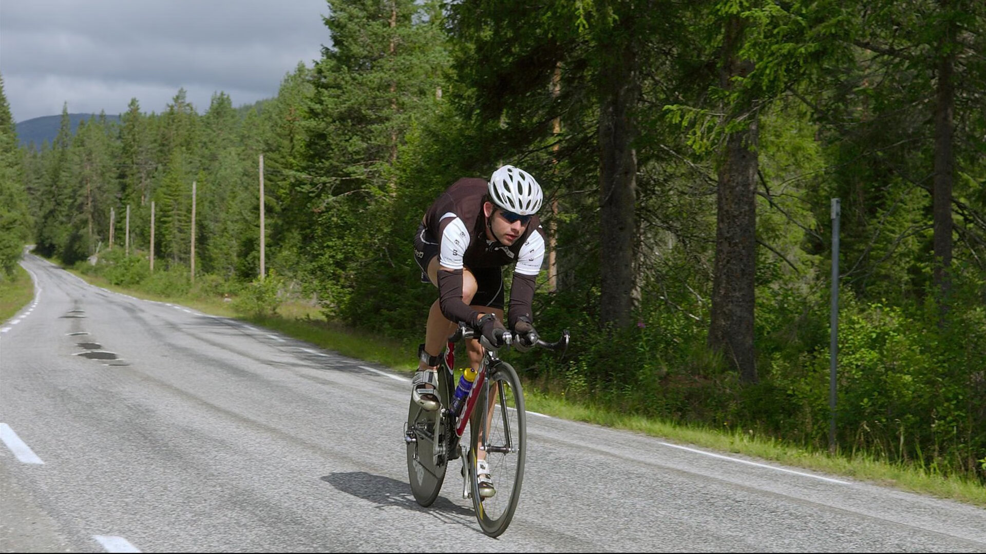 赛道上的足球革命,当努涅斯在F1街道赛接管比赛
